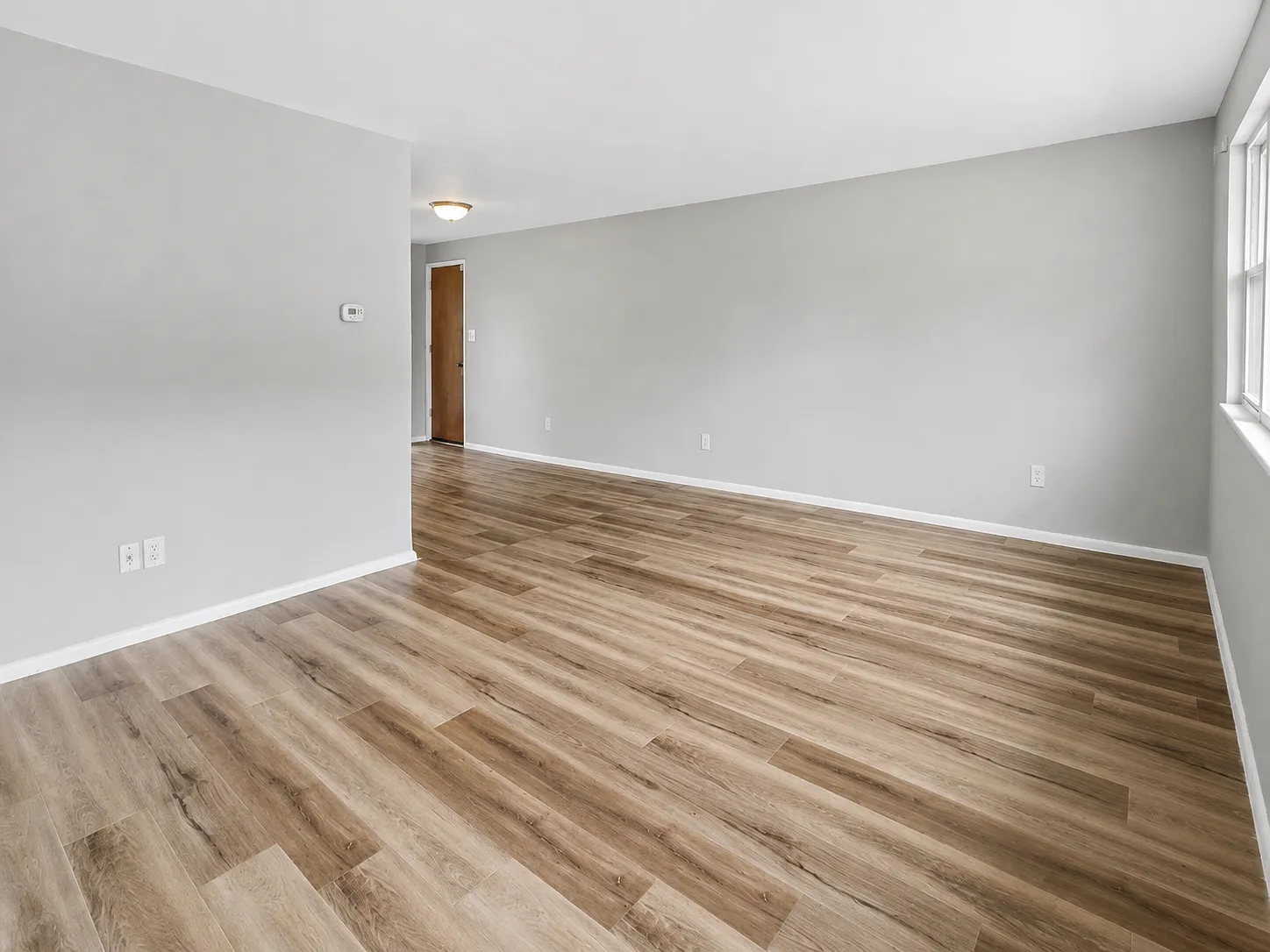 3 bed, 1152 sqft, $1,895 — Photo 3