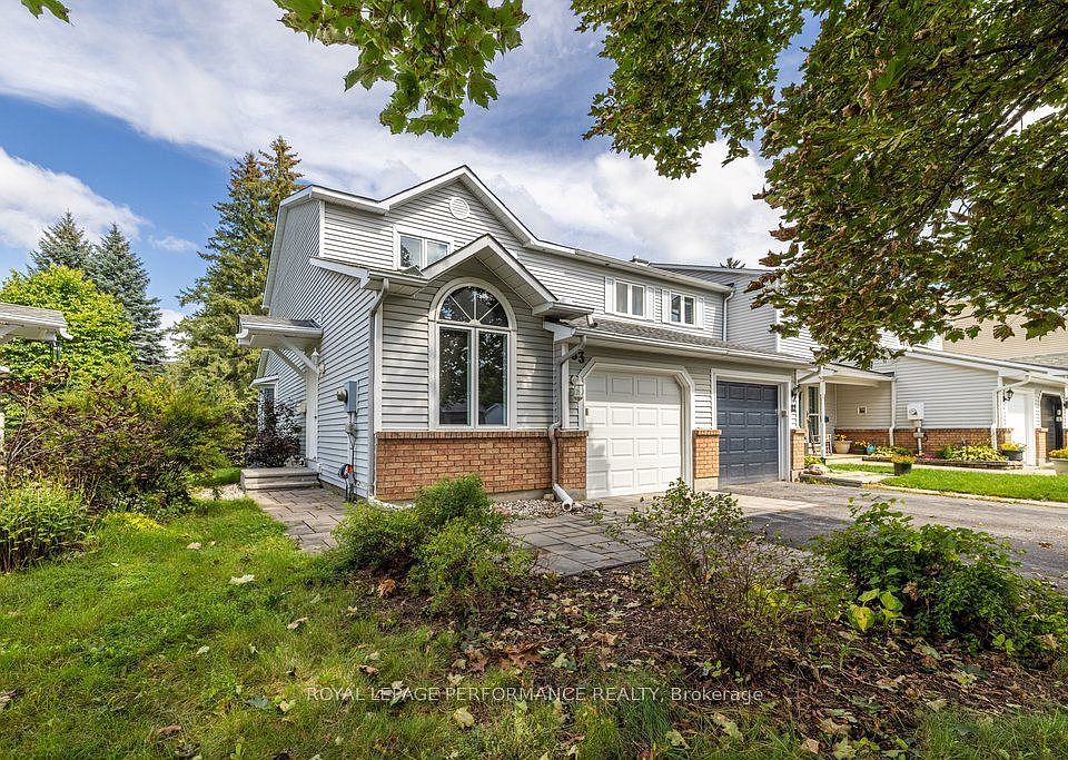 1st image of 83 Kathleen Cres
