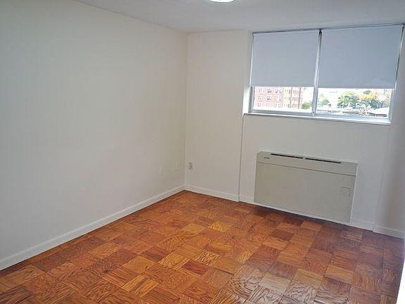 2nd image of 100 Monmouth St #603