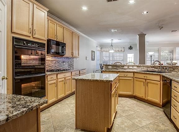 5th image of 2704 Cantura Dr