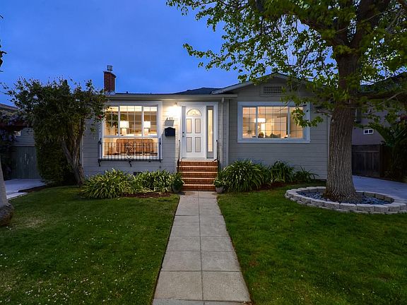 3rd image of 820 Laurel Ave