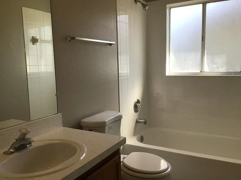 509 Hillcrest Dr — Photo 15