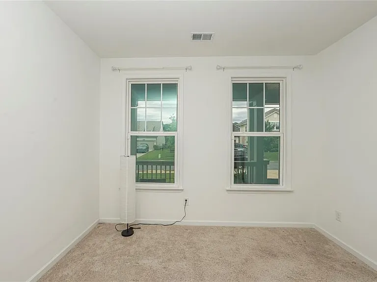 5575 Coltman Dr — Photo 17