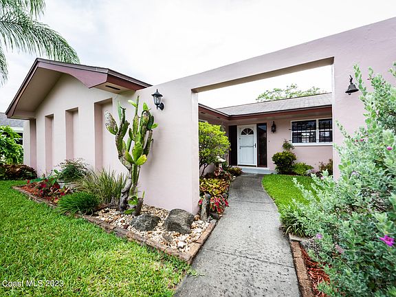 2nd image of 2670 Hutchison Pl