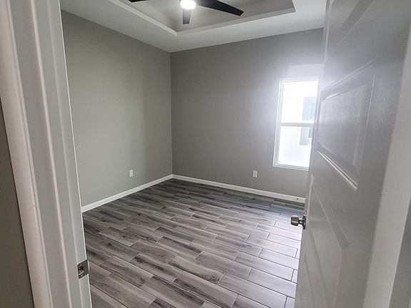 5th image of 1305 E Iris Ave #2
