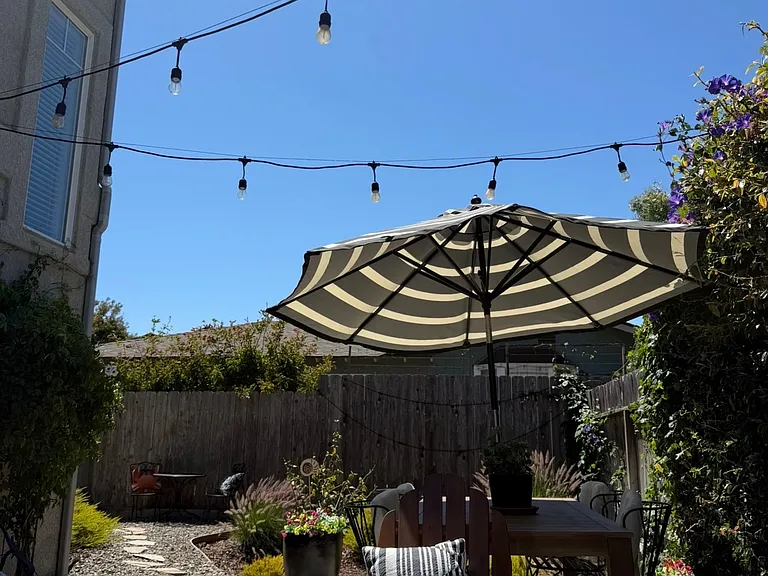 1496 Newport Ave — Photo 6