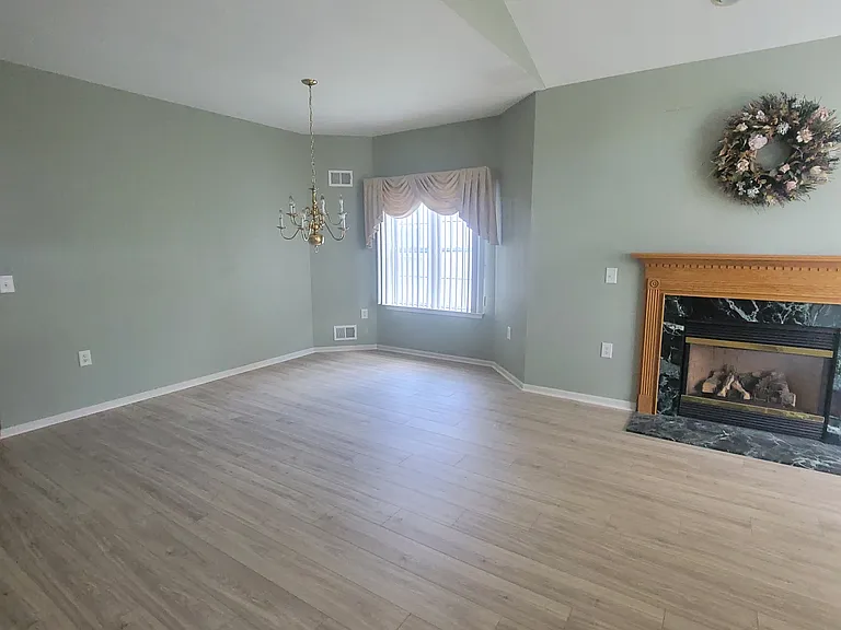 15 Sea Girt Ln — Photo 4