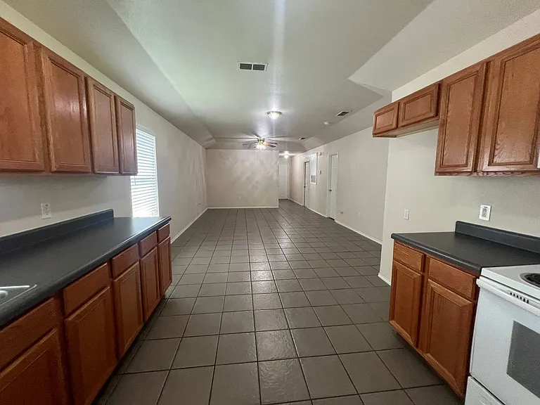 239B Rosalie Dr — Photo 7