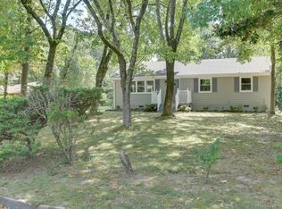 106 Winston Dr, Williamsburg, VA 23185