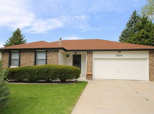 8314 S 49th St, Omaha, NE 68157