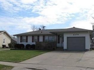 2276 Roach St, Salina, KS 67401