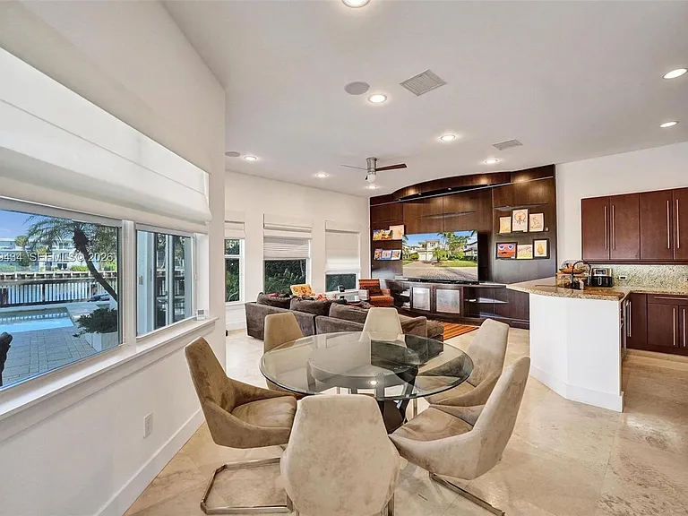 1575 Windjammer Way — Photo 16