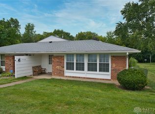 5848 Troy Villa Blvd, Dayton, OH 45424