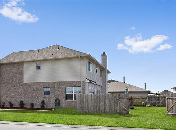 3rd image of 3316 E Parc Green St