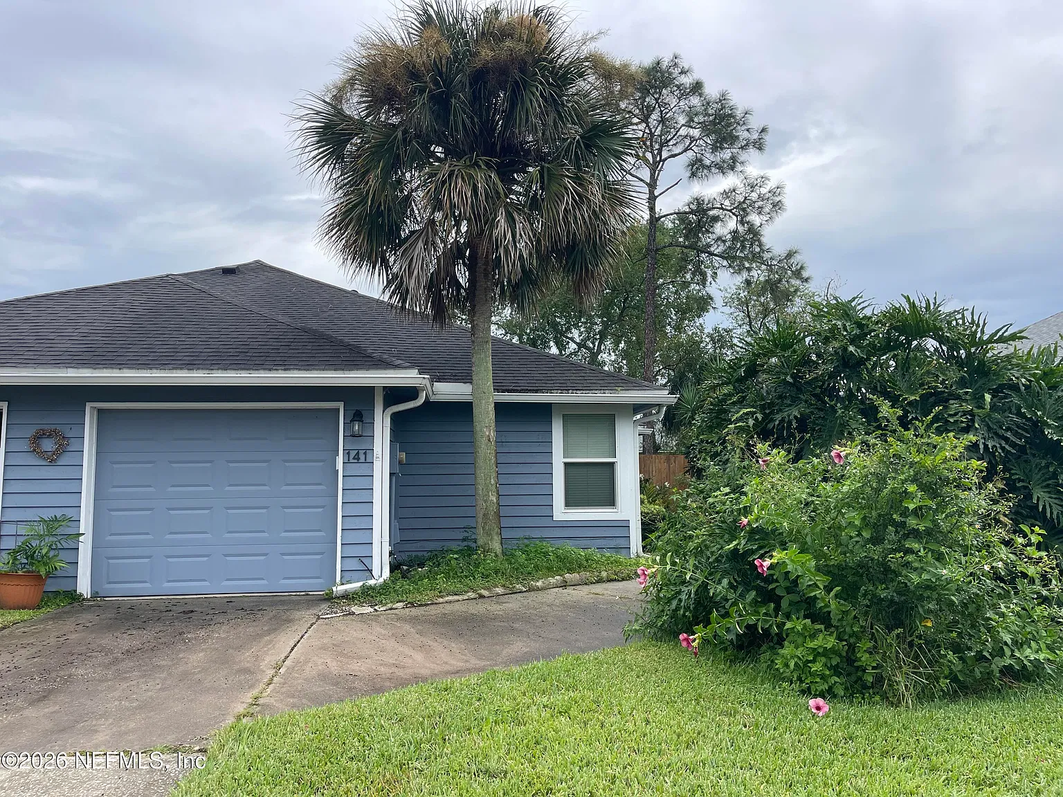 2 bed, 2.0 bath, 1117 sqft, $2,200 — Photo 1