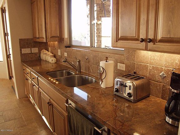 4th image of 540 E Crescent Moon Dr