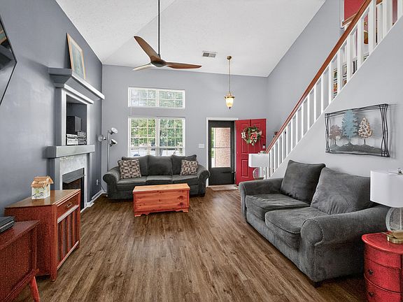4th image of 3065 Prichard Dr