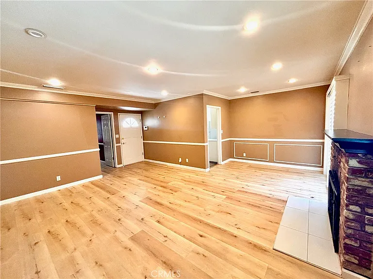 139 N Vecino Ave — Photo 5