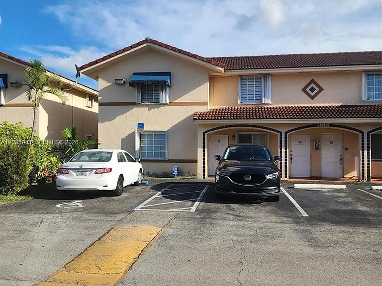 10019 W Okeechobee Rd #102 — Photo 11