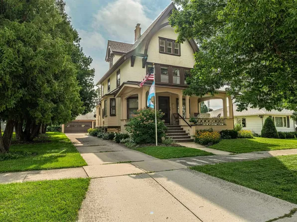 714 21st Ave, Monroe, WI 53566