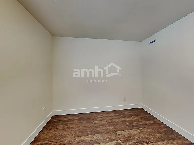 1034 Jillian Ave — Photo 19