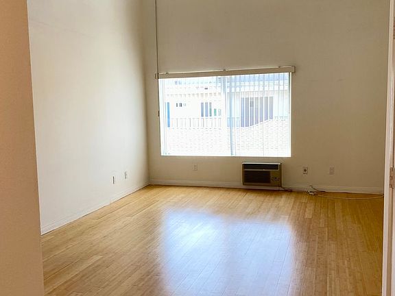 5th image of 2485 Sawtelle Blvd APT 207