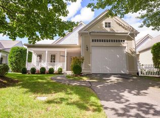 9 Laurel Hill Ct UNIT 9, Buzzards Bay, MA 02532