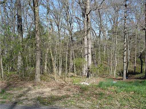 1st image of 9 Overton Dr