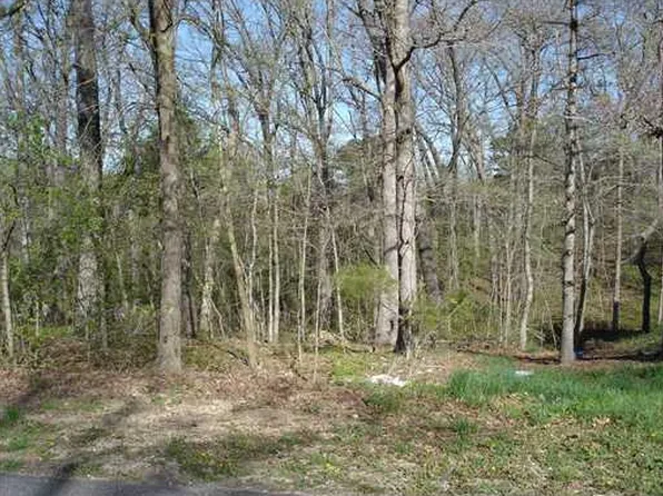 Overton Dr, Bella Vista, AR 72714