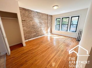 2334.5 N Spaulding Ave #2B, Chicago, IL 60647