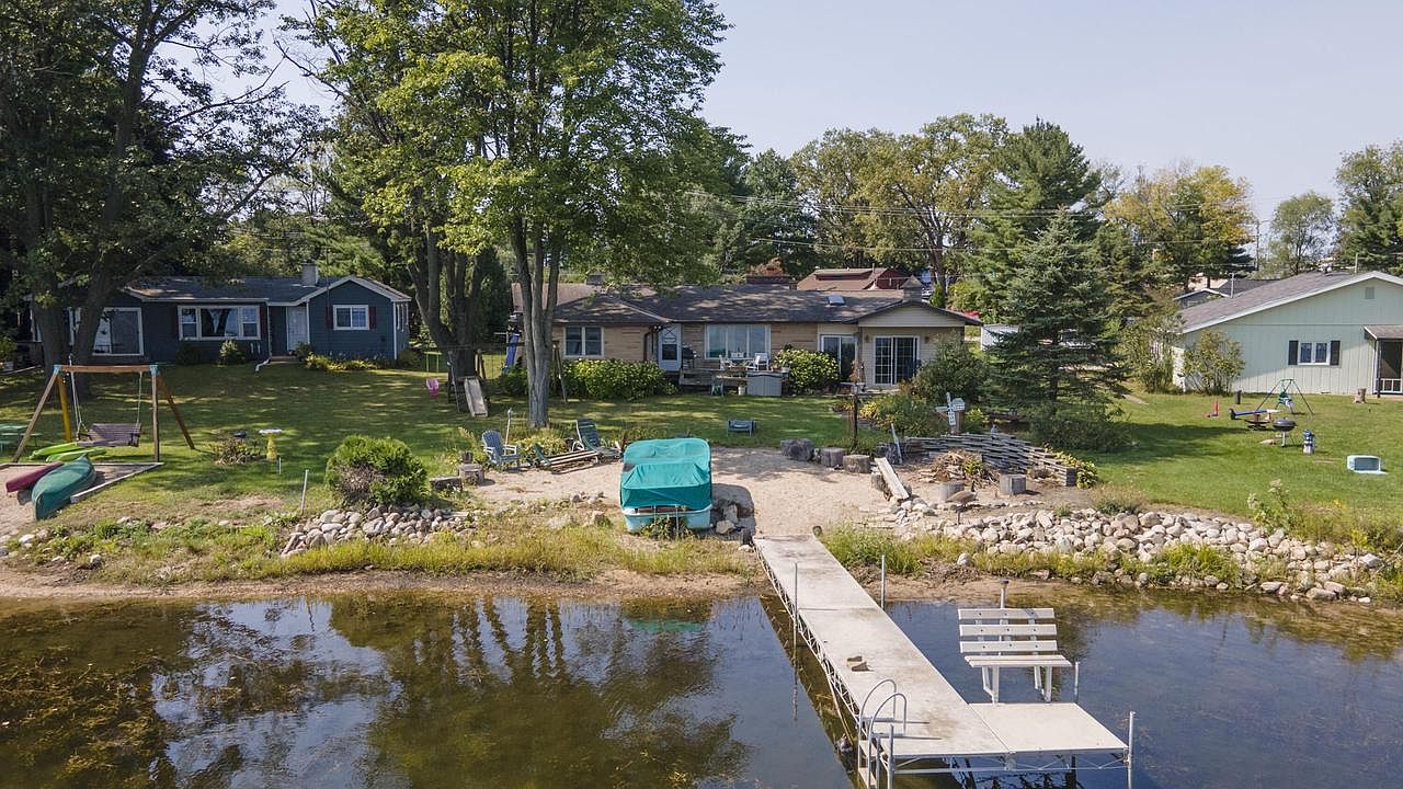 N2504 Bughs Lake Rd, Wautoma, WI 54982 Zillow