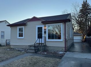 4850 Gloria St, Wayne, MI 48184