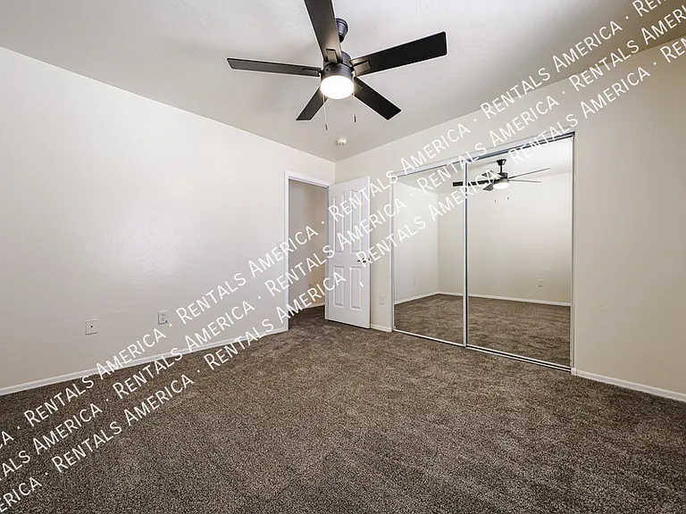 528 W Mountain Sage Dr — Photo 30
