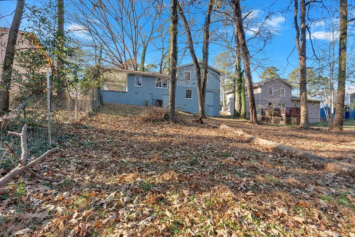2080 Bluffton Way - 1 — Photo 4