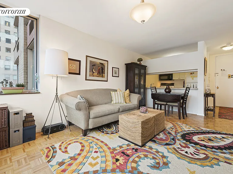 350 W 50th St #17H — Photo 2