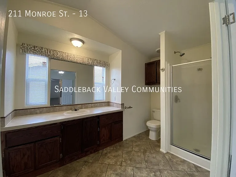 211 Monroe St #13 — Photo 9