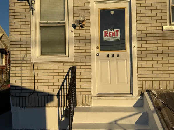 (undisclosed Address), Whitehall, PA 18052