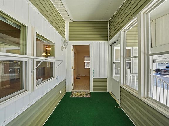 3rd image of 7724 Brook Blvd