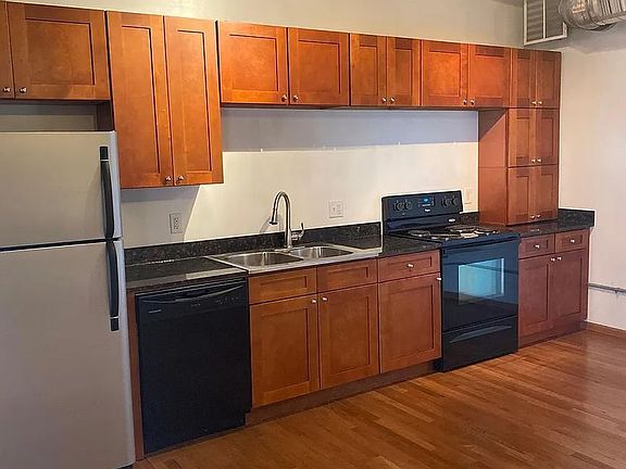5th image of 111 N Main St APT 407
