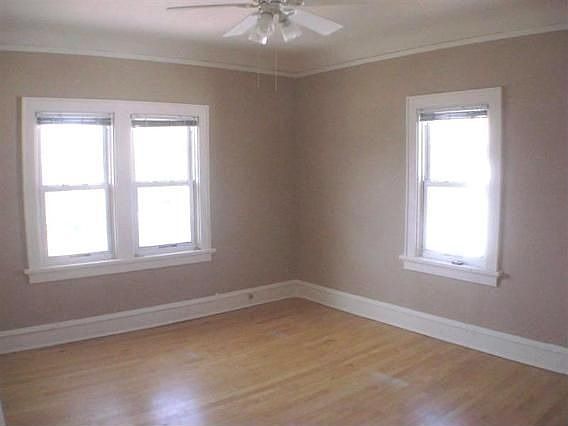 4th image of 5026 N Idlewild Ave