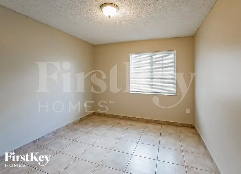 18023 SW 139th Pl — Photo 13