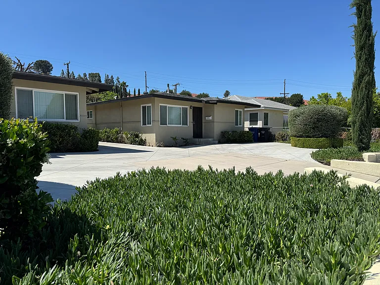 24441 University Ave #B — Photo 14