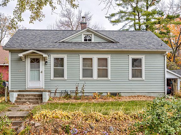 2nd image of 1207 Orchard Dr