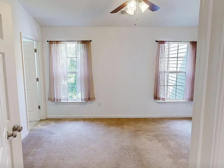 60 River Ln — Photo 13