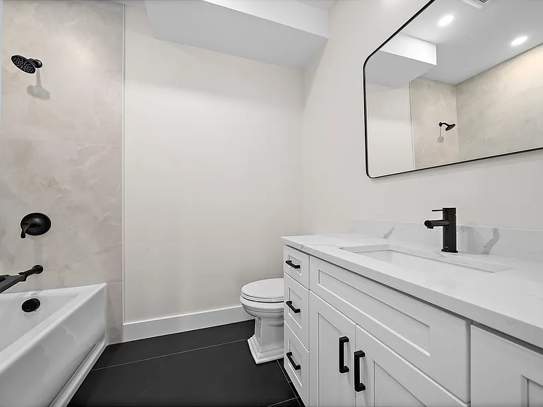 11 Jasset St #11 — Photo 32