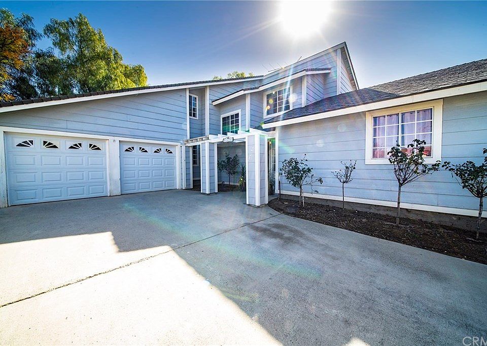 1st image of 29135 San Jacinto Ave