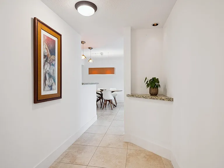 1170 N Federal Hwy #311 — Photo 17