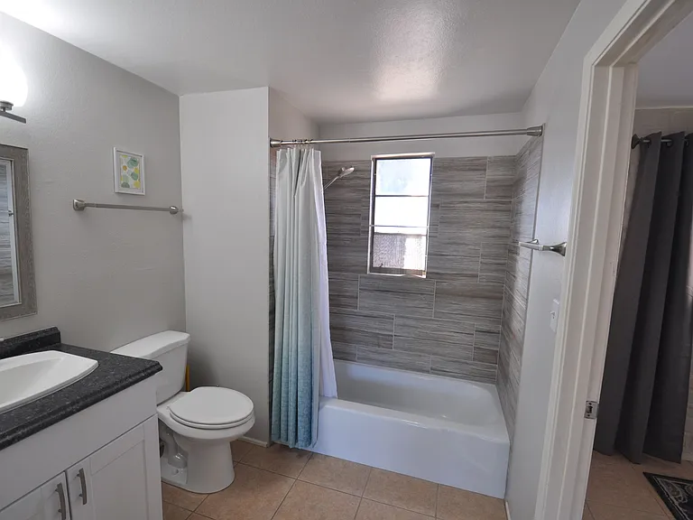Bathroom_12162022