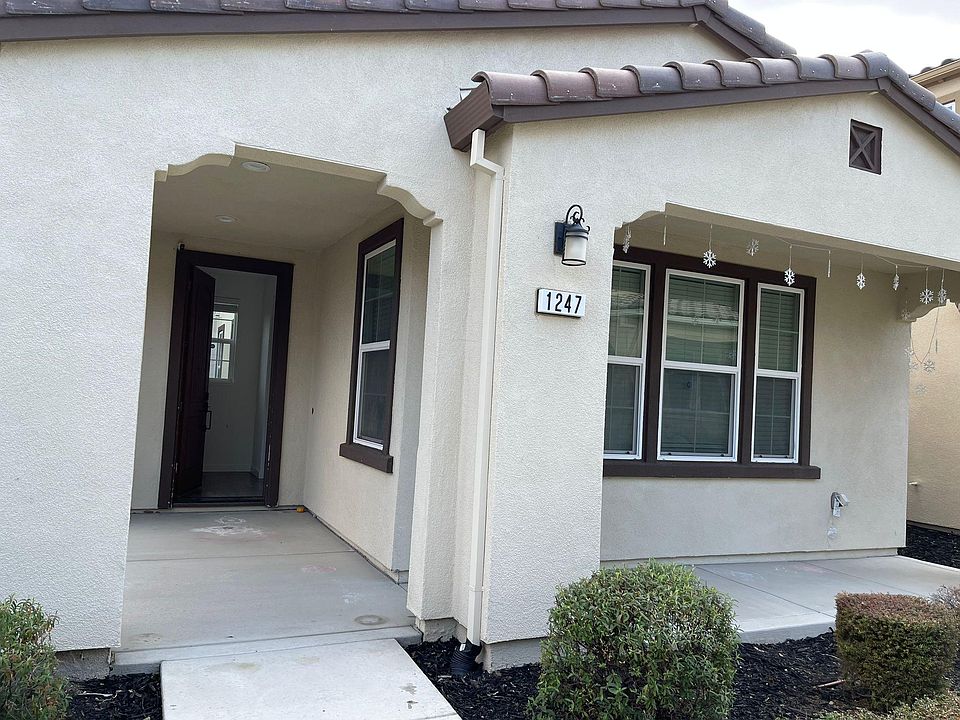 1st image of 1247 S Palermo Ln