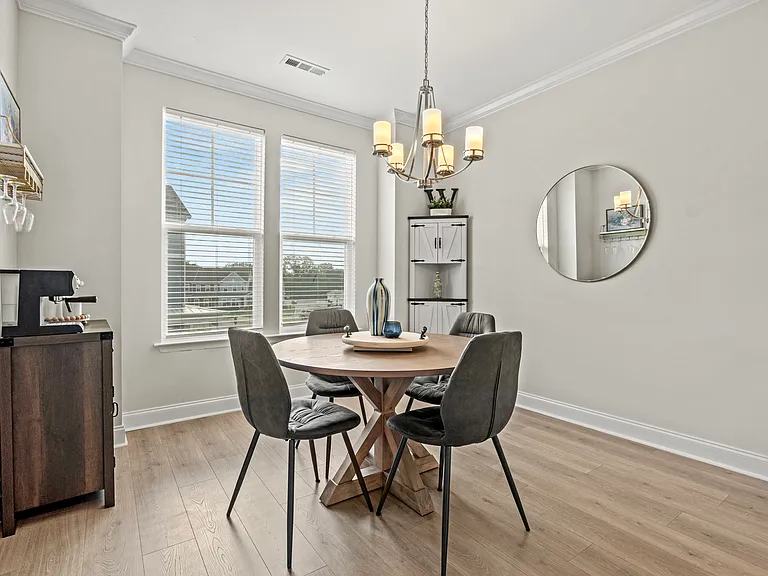 833 Westcott Ln — Photo 13